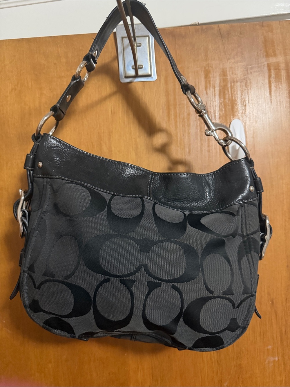 Coach Black & Charcoal Signature Hobo Bag k0893-12674 - Picture 2 of 13